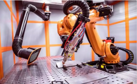 工业机器人产业链逐步完善，进口替代有望加速